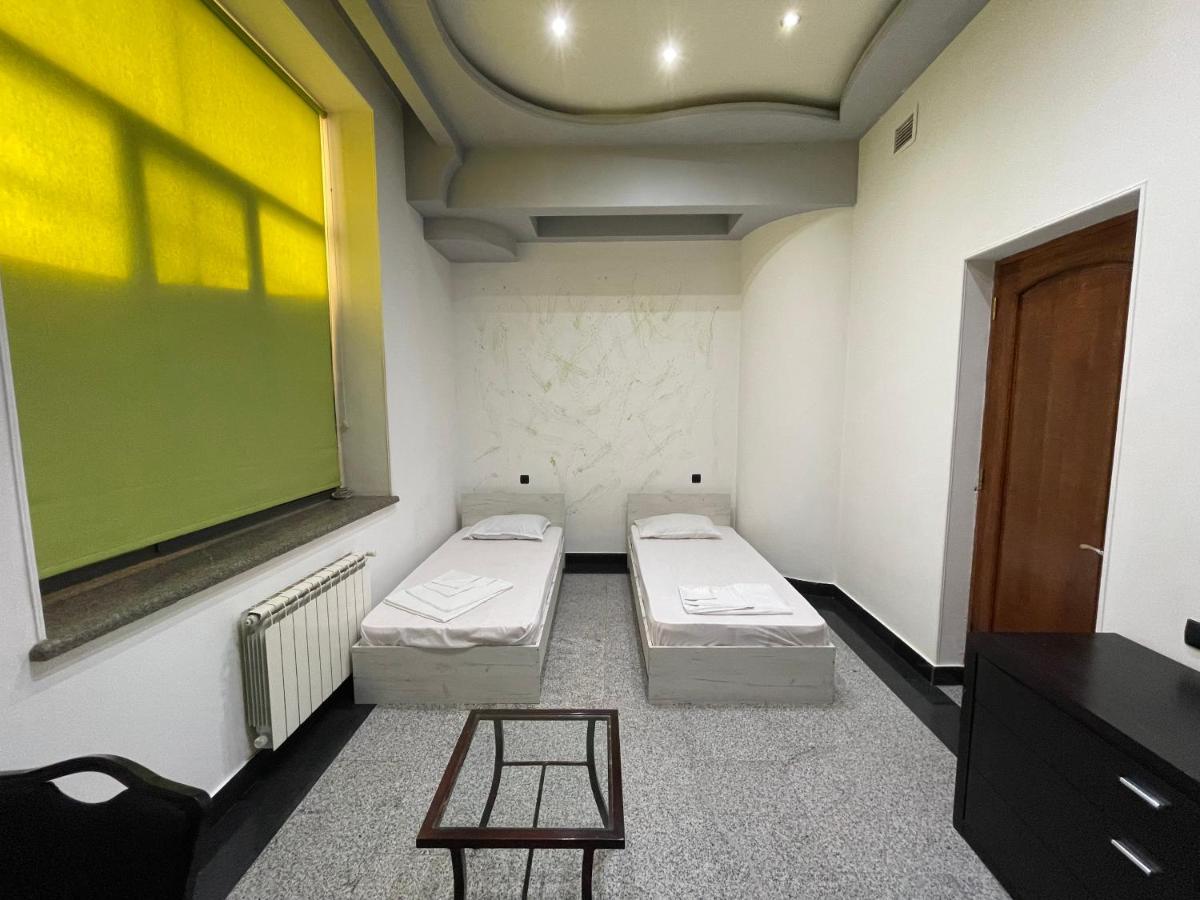 Joy Hotel Apartament Jerevan Eksteriør billede
