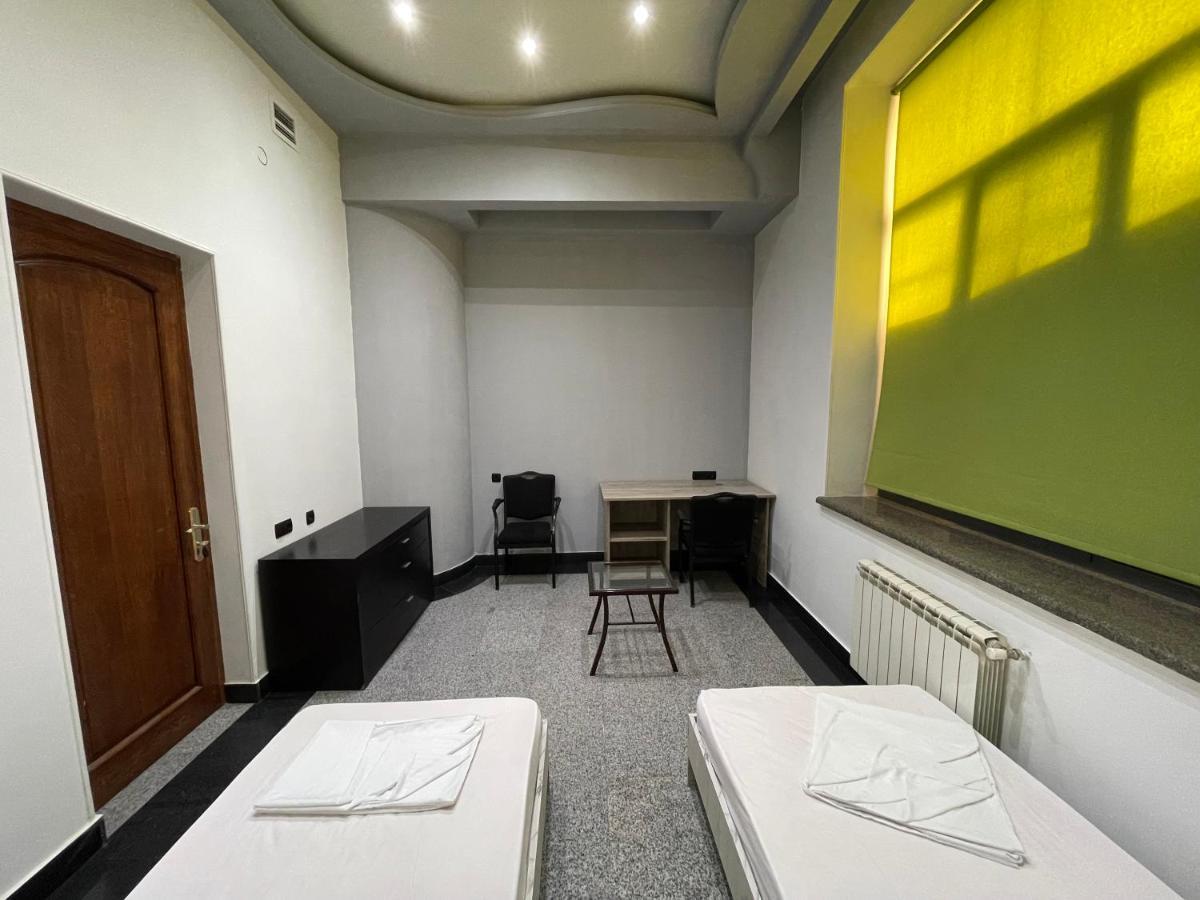 Joy Hotel Apartament Jerevan Eksteriør billede